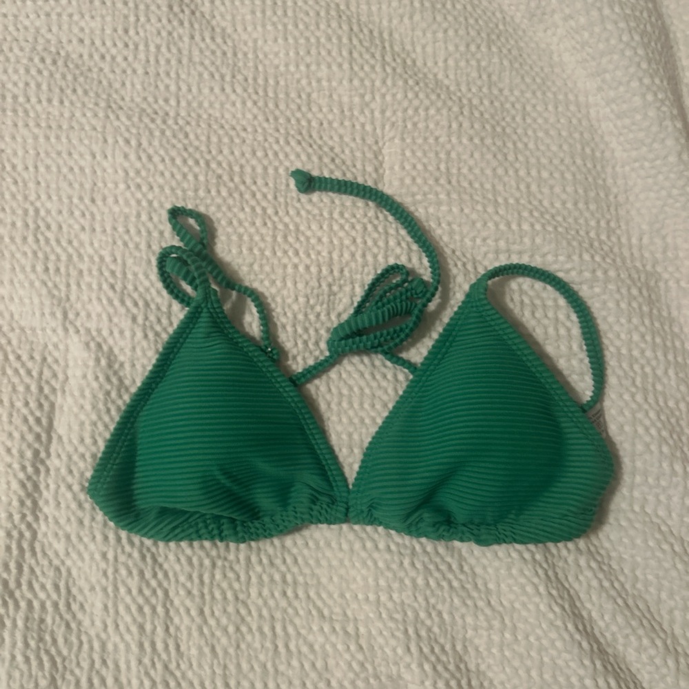 ribbed green bikini top